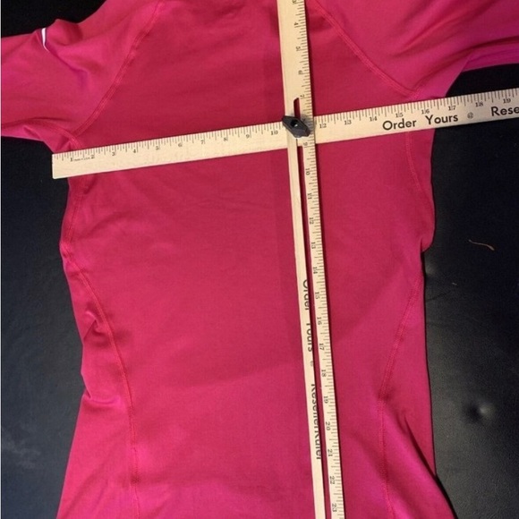 Nike Pro Combat Dri Fit Therma Fit Hyperwarm
Crew Shirt Pink Women's Size Medium - Picture 8 of 9
